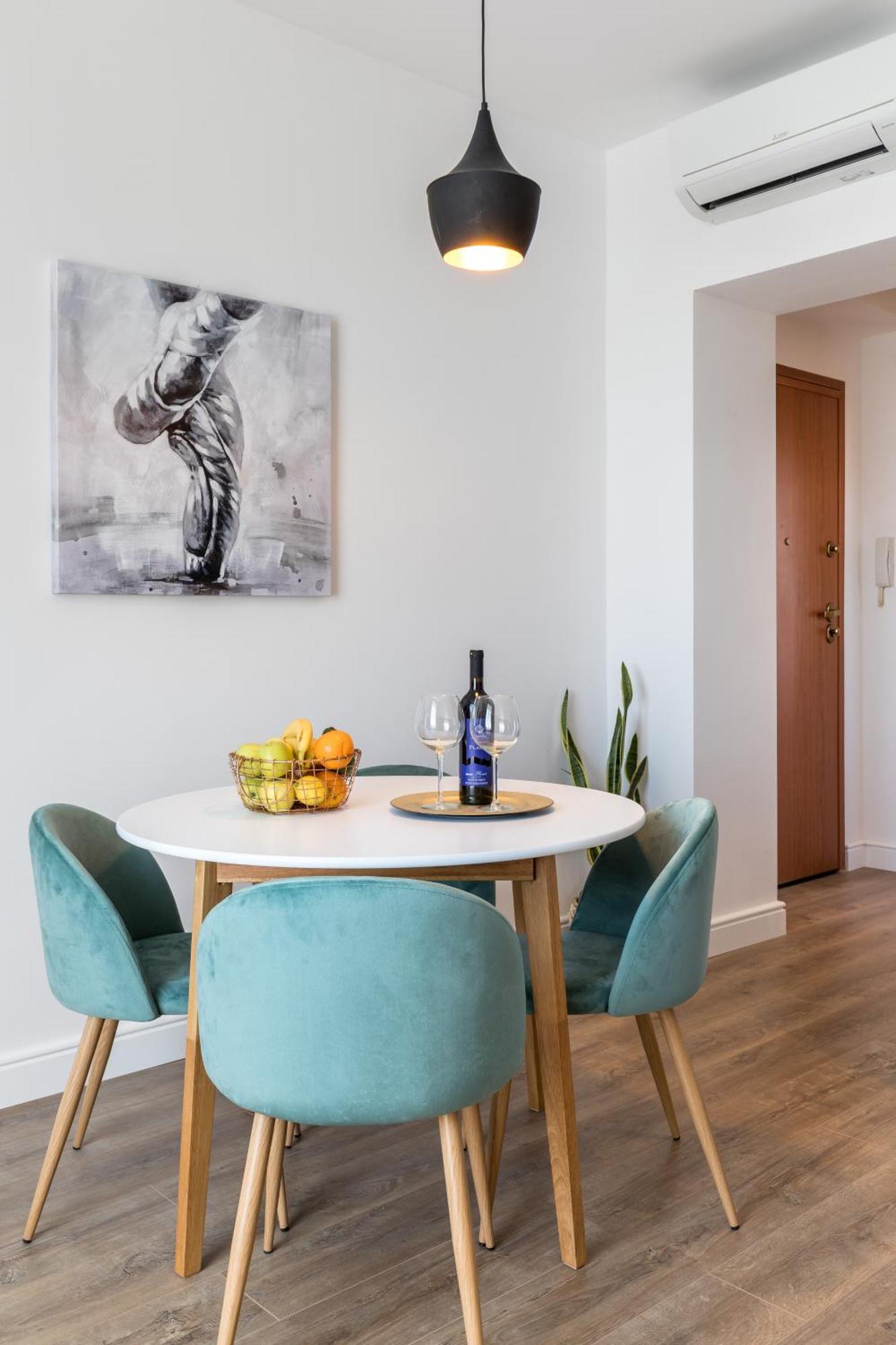Romantic Apartment With Balcony Split Extérieur photo